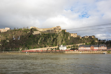 Similar image 22371875