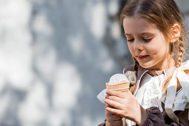 Similar image 22373443