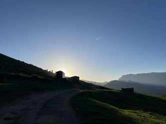 Similar image 22377385