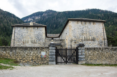 Similar image 22387193