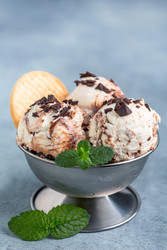 Similar image 22387276