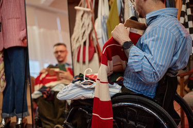 Similar image 22355936