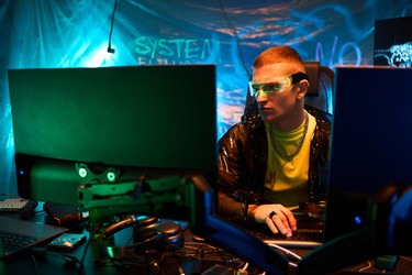 Similar image 22450042