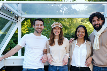 Similar image 22451140