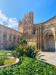 Similar image 22422370