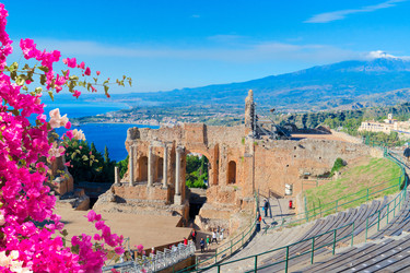 Similar image 22422411