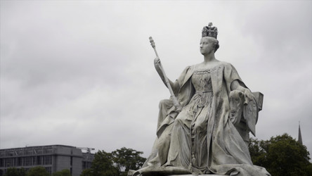 Similar image 22464000