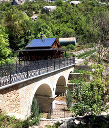 Similar image 22403359