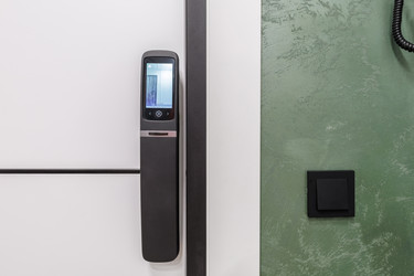 Similar image 22399680