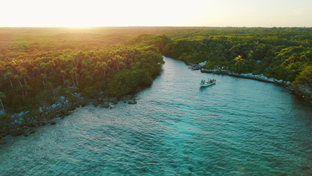 Similar image 22443685