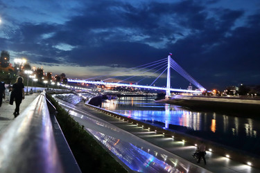 Similar image 22403436