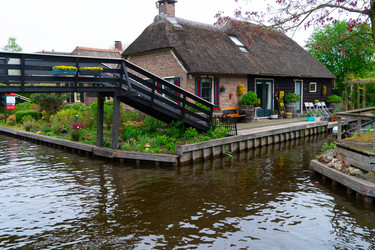 Similar image 22424106