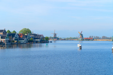 Similar image 22424107