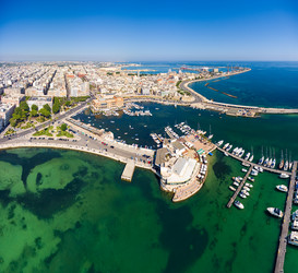 Similar image 22405093