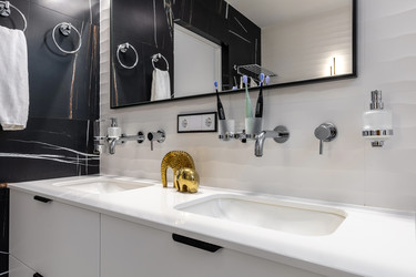 Similar image 22415395