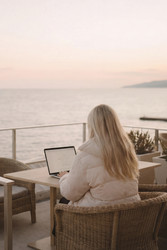 Similar image 22423395