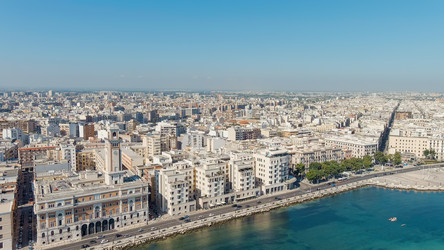 Similar image 22415793