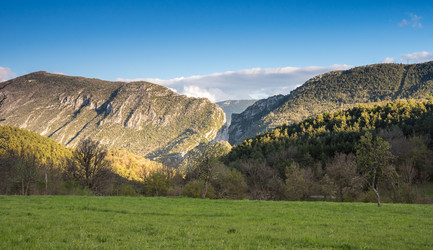 Similar image 22416562