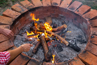 Similar image 22438188