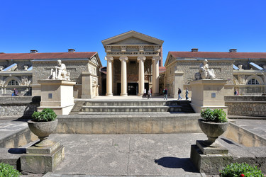 Similar image 22419116