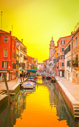 Similar image 22457475