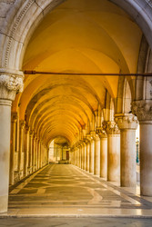 Similar image 22457522