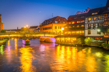 Similar image 22457523