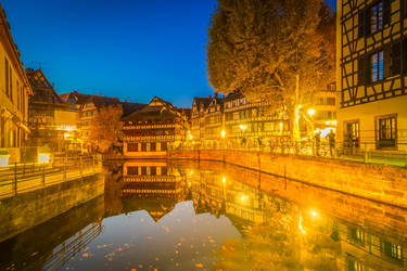 Similar image 22457596