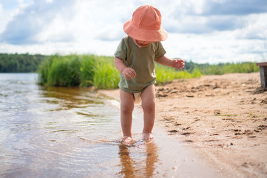 Similar image 22427798