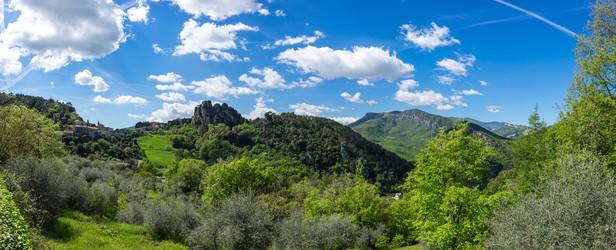 Similar image 22427137