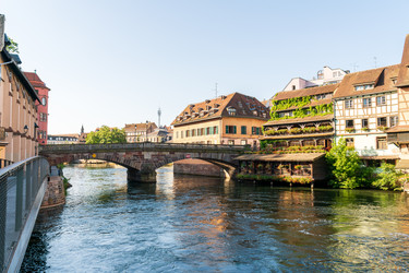 Similar image 22432011