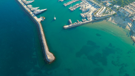 Similar image 22432063