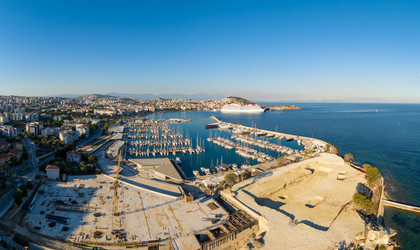 Similar image 22432064