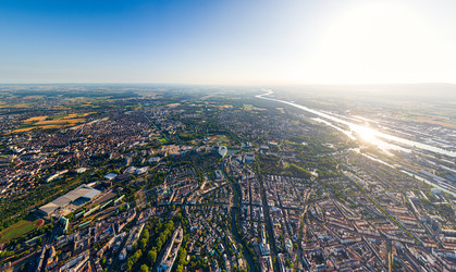 Similar image 22432111