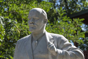 Similar image 22452552