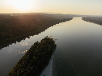 Similar image 22435190