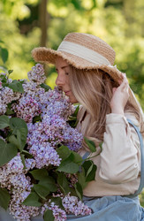 Similar image 22476621