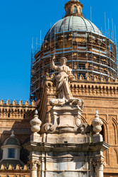 Similar image 22438544