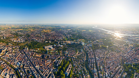 Similar image 22438583