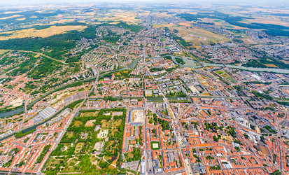 Similar image 22438736