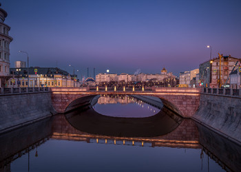 Similar image 22445550