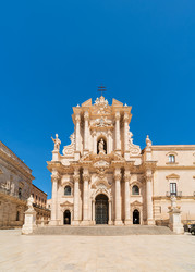 Similar image 22443975