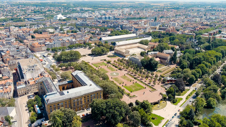 Similar image 22444117