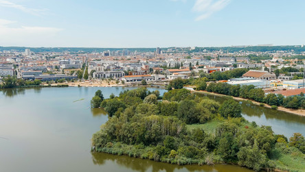 Similar image 22452979