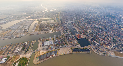 Similar image 22452989