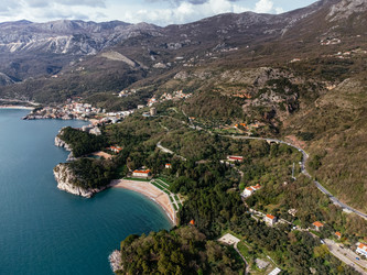 Similar image 22453437