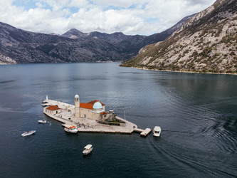 Similar image 22453483