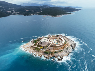 Similar image 22453495