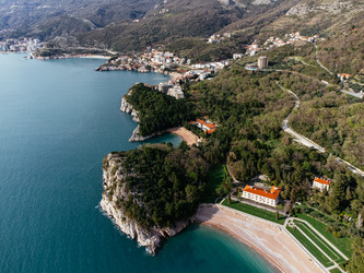 Similar image 22453515