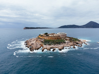 Similar image 22453530